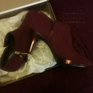 Liz Claiborn LC Eagan Booties